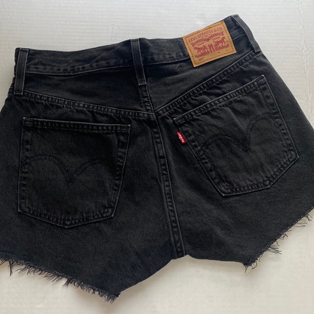 Levi’s women 501